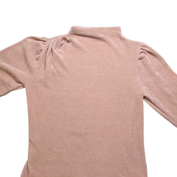 Express Long Sleeve Top - Medium - Light Pink - Cozy Classic - Picture 10 of 10